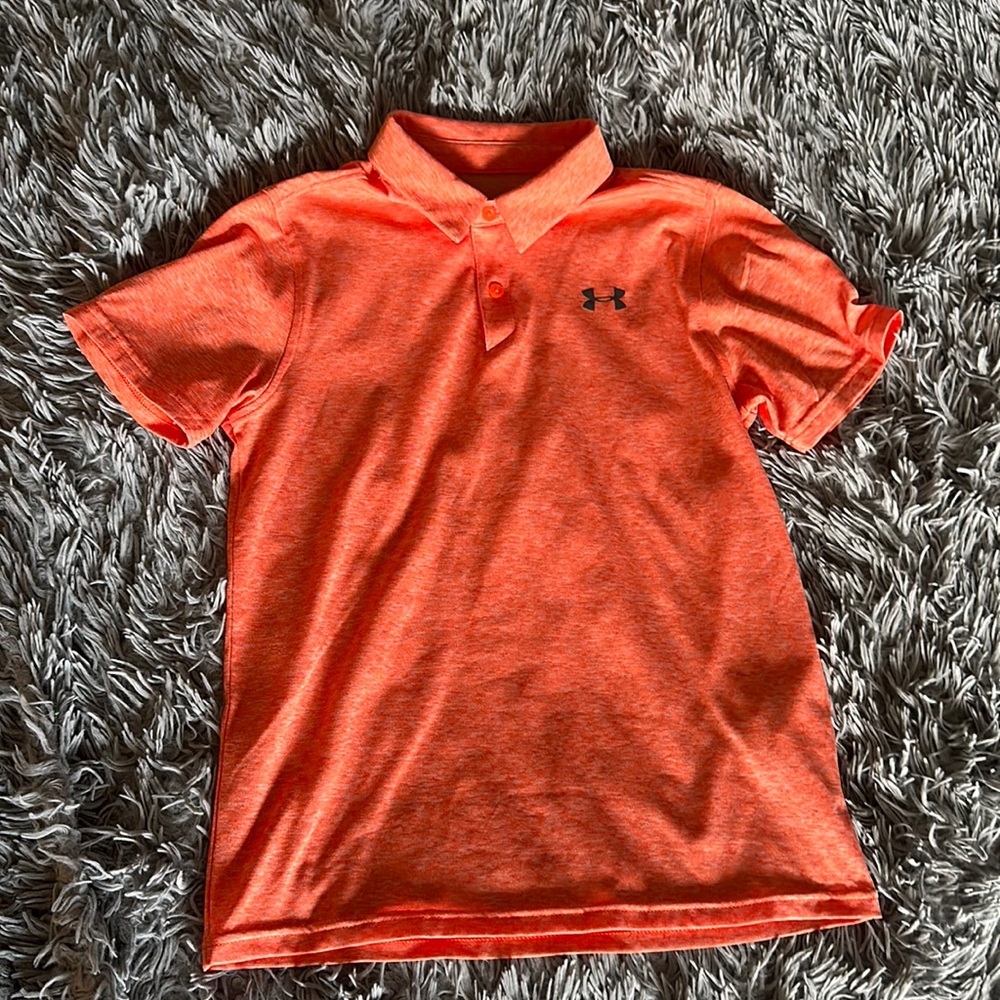 Boys Under Armour polo. Size XL. Barely worn